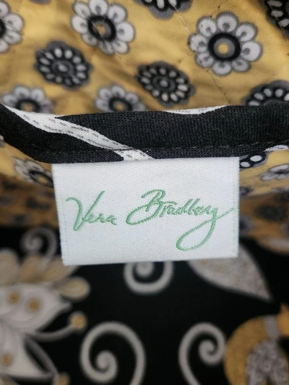 Vera Bradley black white